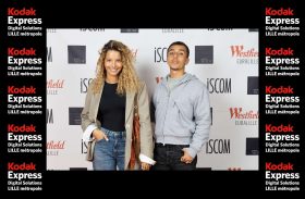 Portrait souriant réalisé avec notre borne à selfie lors de l'événement ISCOM Euralille.